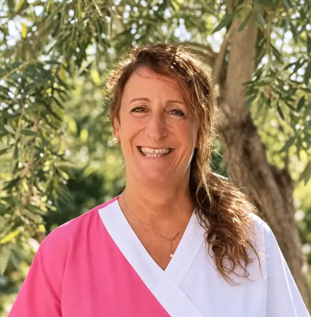 Portrait de Anne F. figurant sur le site du Mas du Moulin