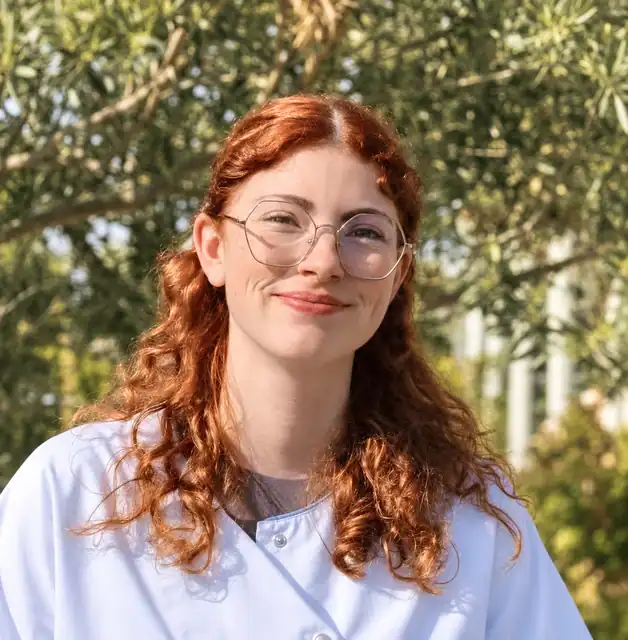 Portrait de Fiona O. figurant sur le site du Mas du Moulin